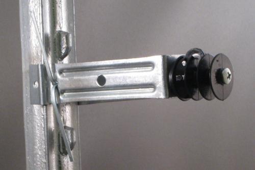 Electric Fence Insulator Extender for T-Posts, U-Posts &amp; Chain Link Fence – 5" Offset (10 Pack)
