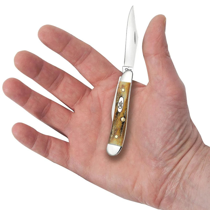 Case Peanut 00048 with stainless Clip and Pen blades open