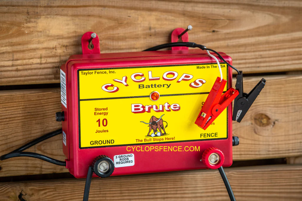 Cyclops BRUTE 8 Joule DC Battery Electric Fence Energizer